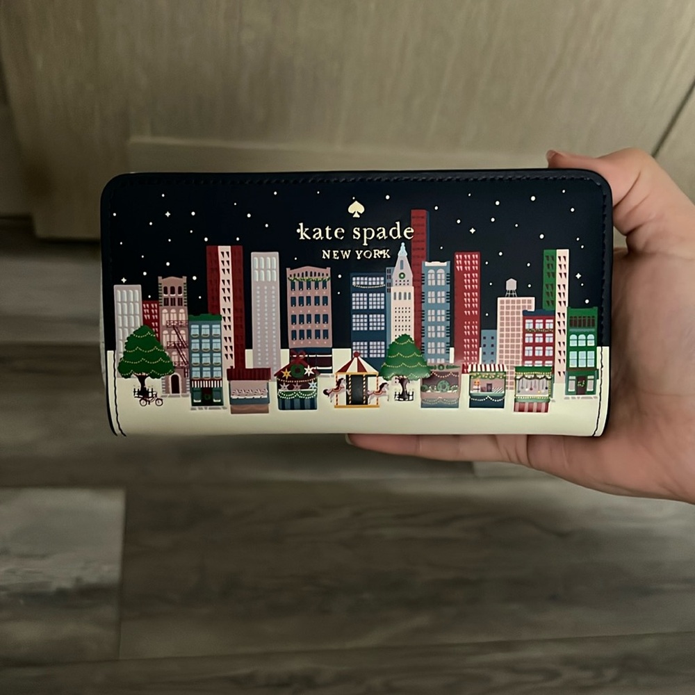 NWT✨ RARE✨ KATE SPADE WINTER WONDERS LARGE WALLET